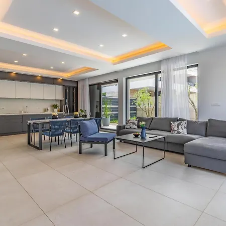 In With Kitchen Dom wakacyjny *