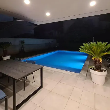 Holiday home In With Kitchen Pula
