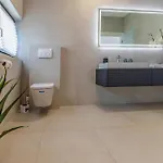 Luxurious Home In Pula Pula