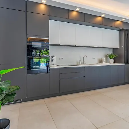 In With Kitchen Holiday home