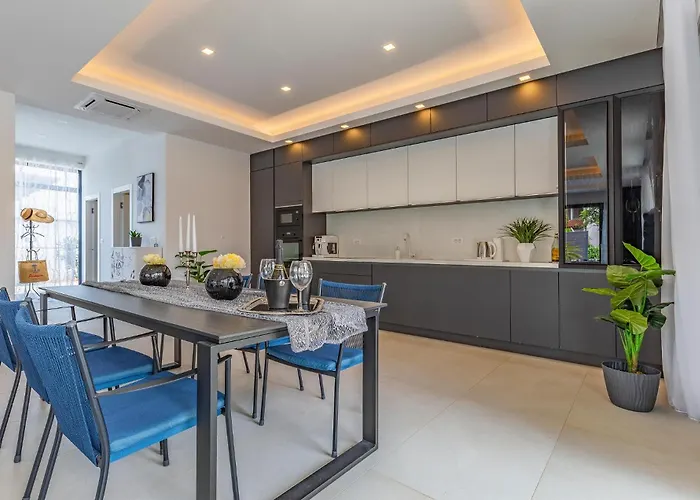 펜션 In With Kitchen 풀라