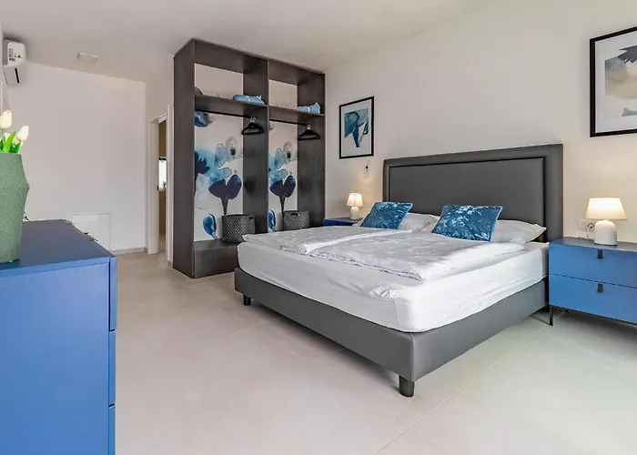 In With Kitchen * 풀라