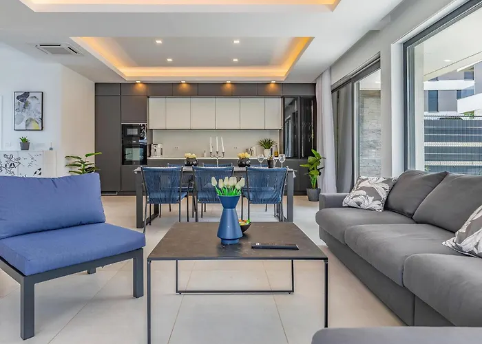 In With Kitchen * 풀라